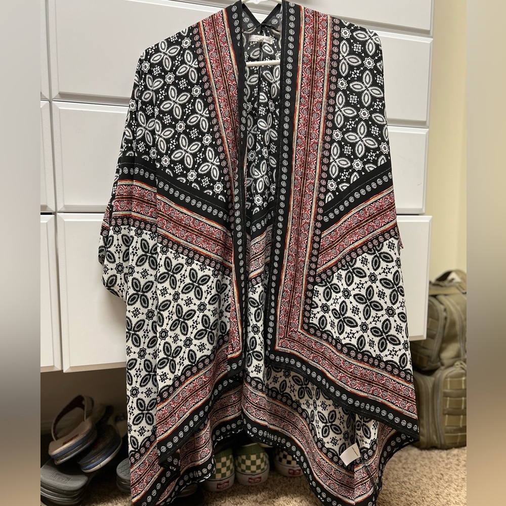 Maurices S/M open poncho